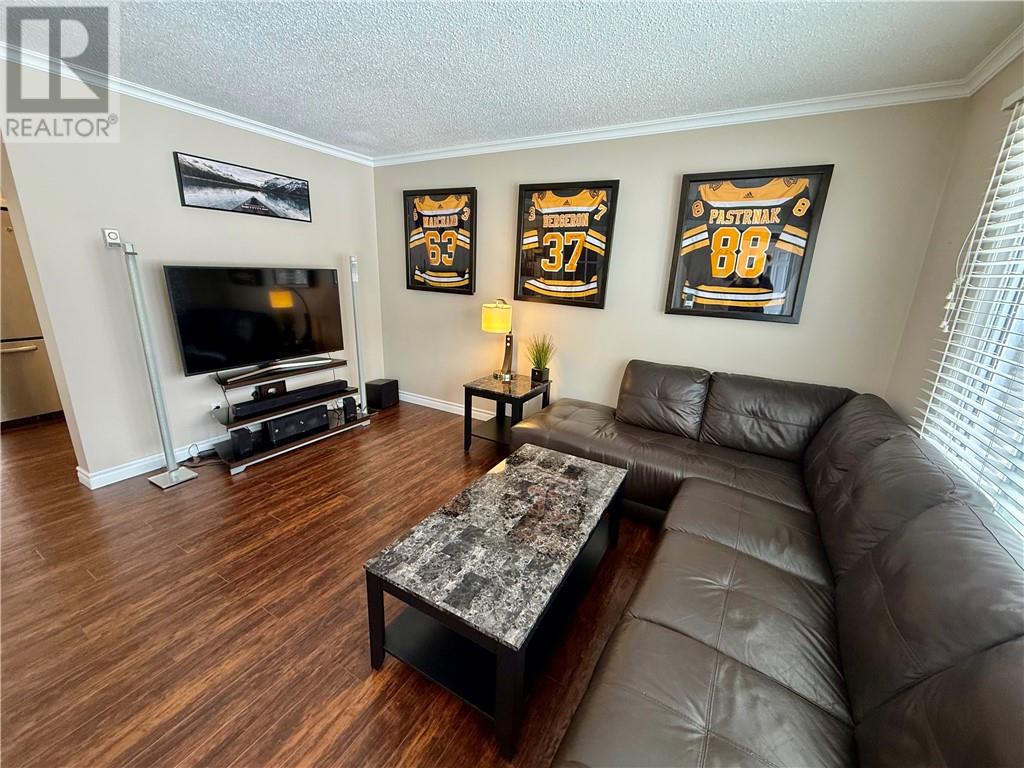 872 Cambrian Heights Drive, Sudbury, Ontario  P3A 3B5 - Photo 6 - 2125816