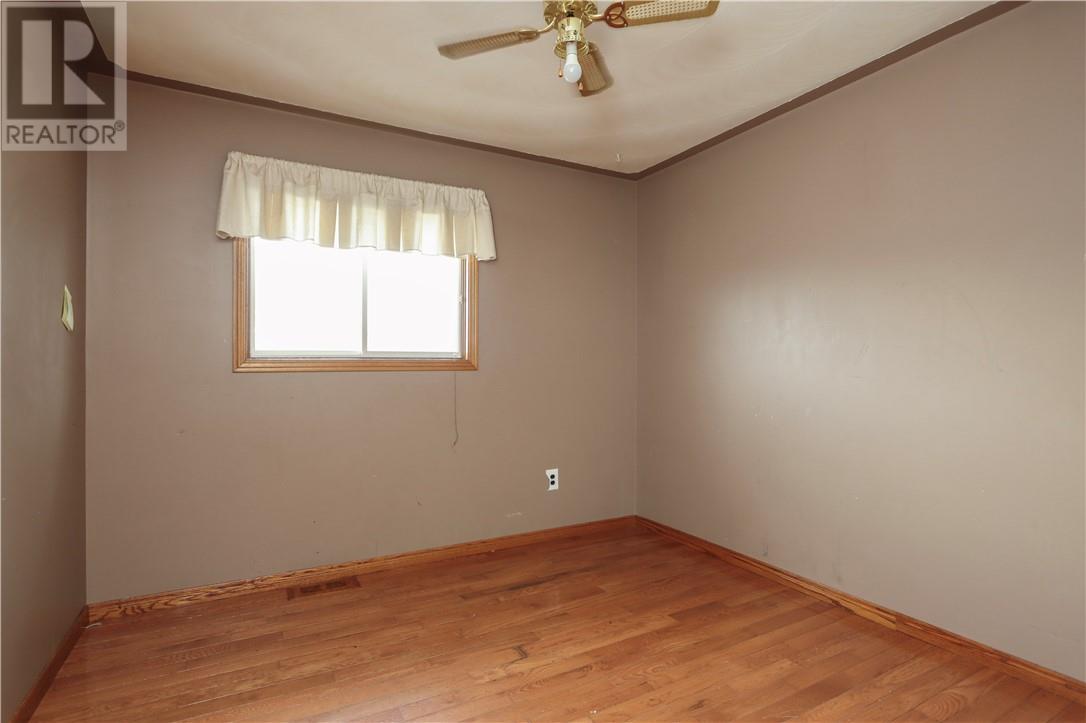 2072 Highgate Road, Sudbury, Ontario  P3B 4G5 - Photo 10 - 2125814