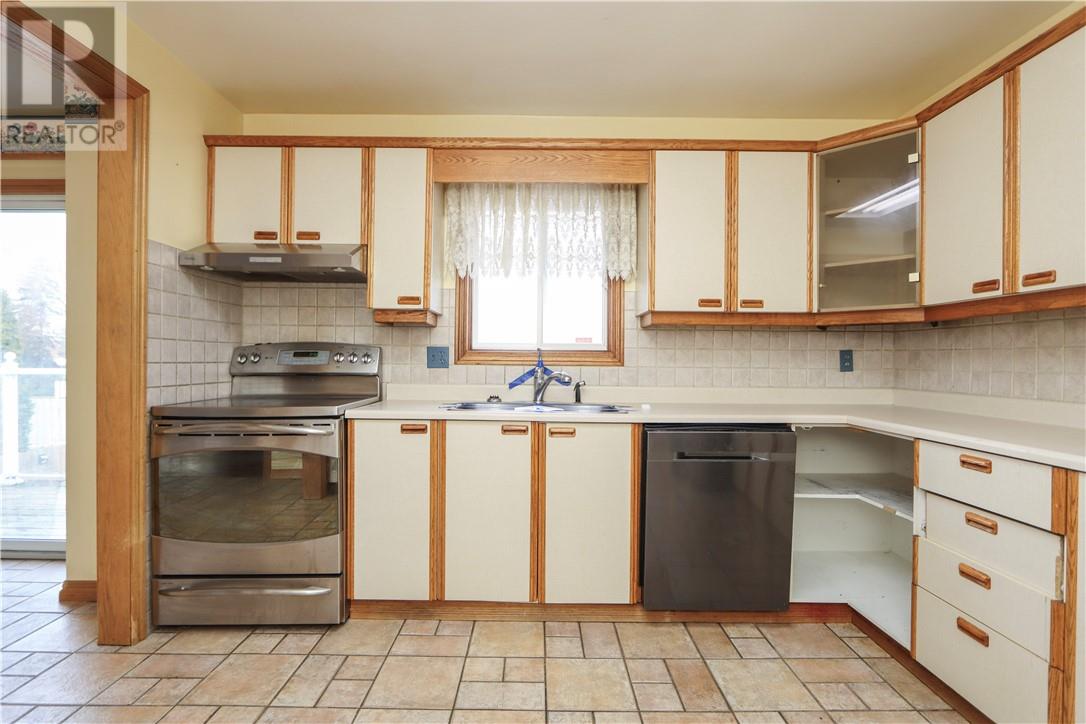 2072 Highgate Road, Sudbury, Ontario  P3B 4G5 - Photo 8 - 2125814