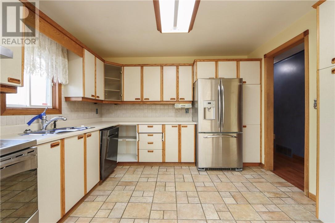 2072 Highgate Road, Sudbury, Ontario  P3B 4G5 - Photo 9 - 2125814