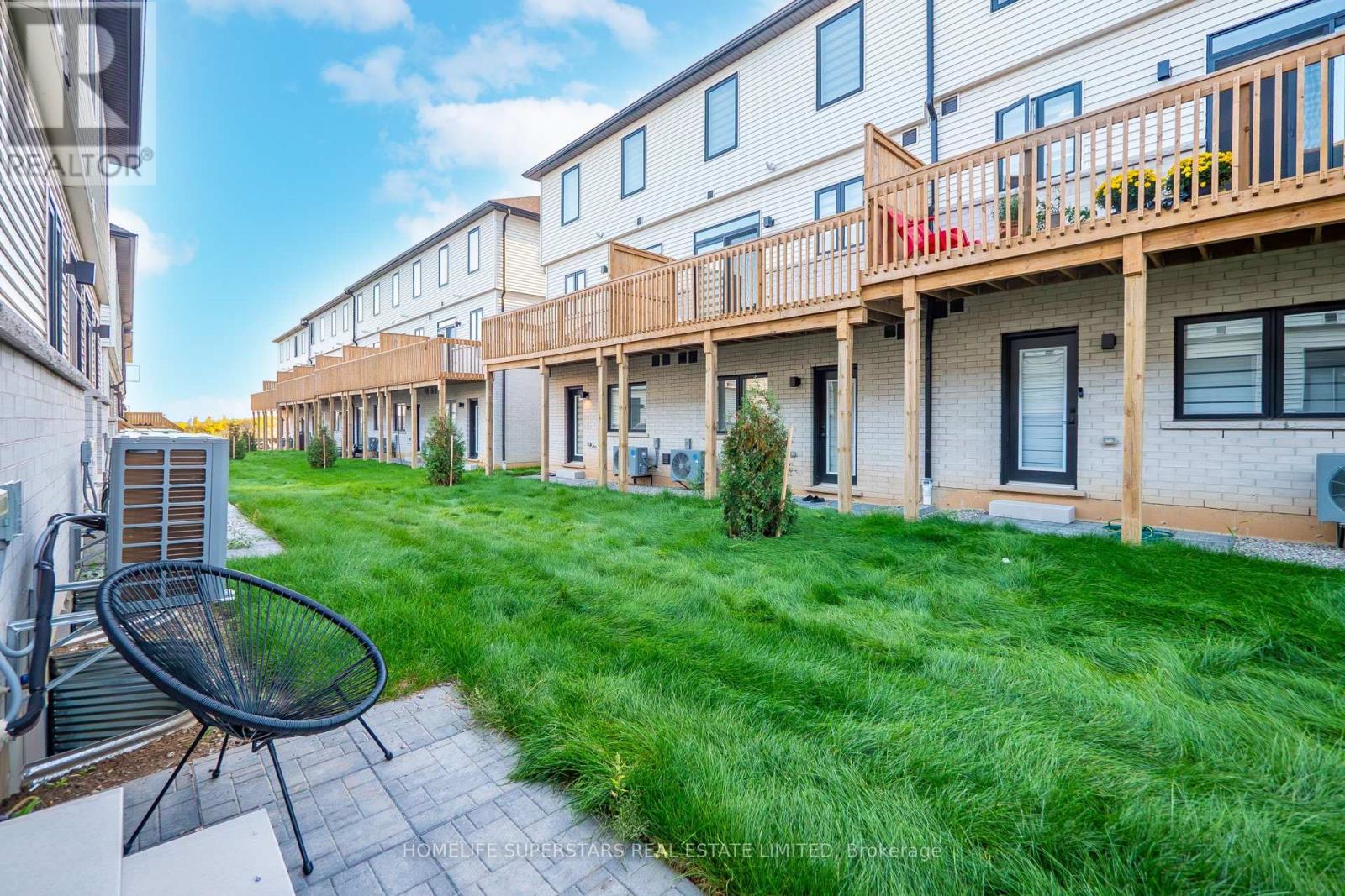 76 - 55 Tom Brown Drive, Brant, Ontario  N3L 0N5 - Photo 43 - X12590304