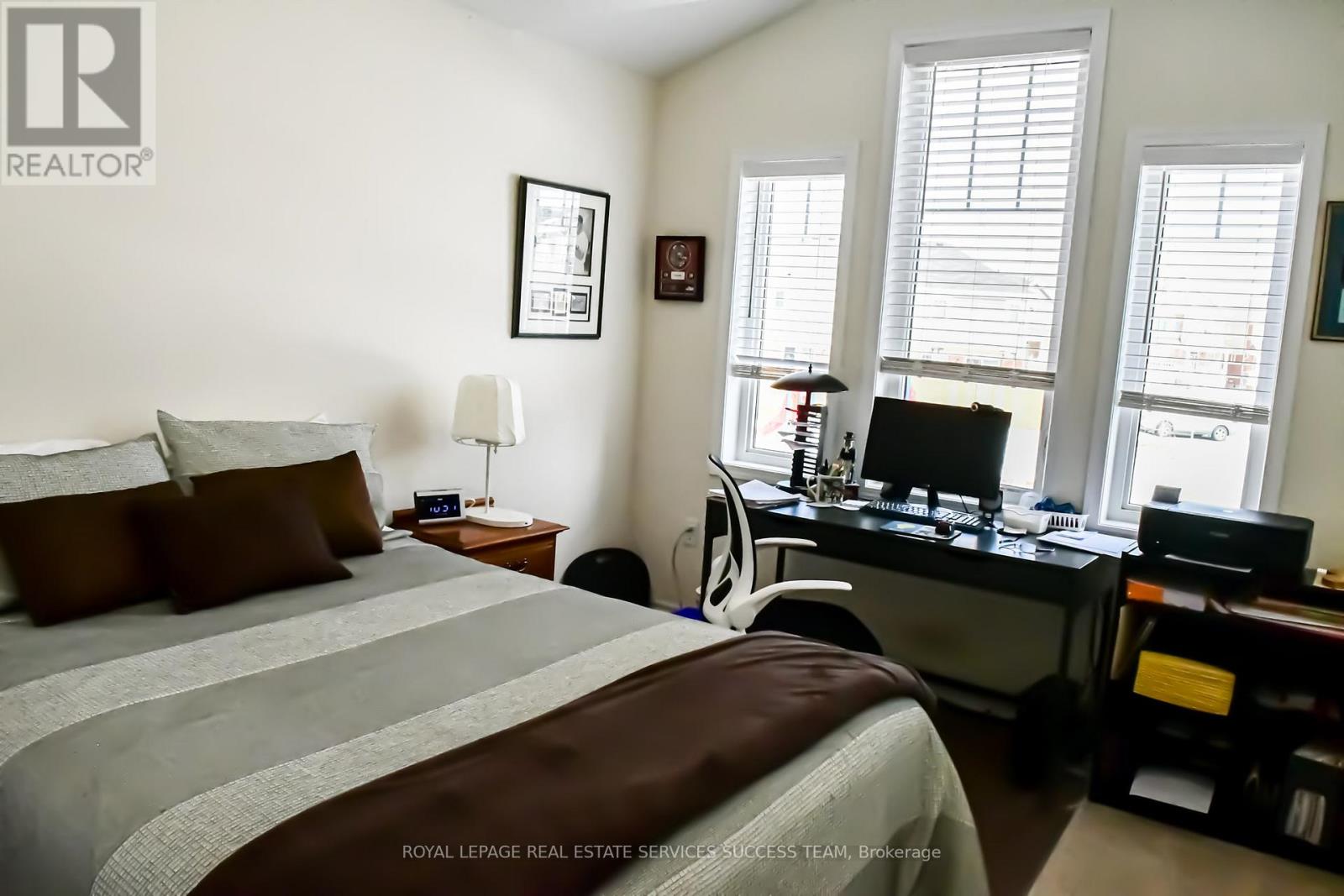 230 Waterbrook Lane, Kitchener, Ontario  N2R 0H7 - Photo 22 - X12590340