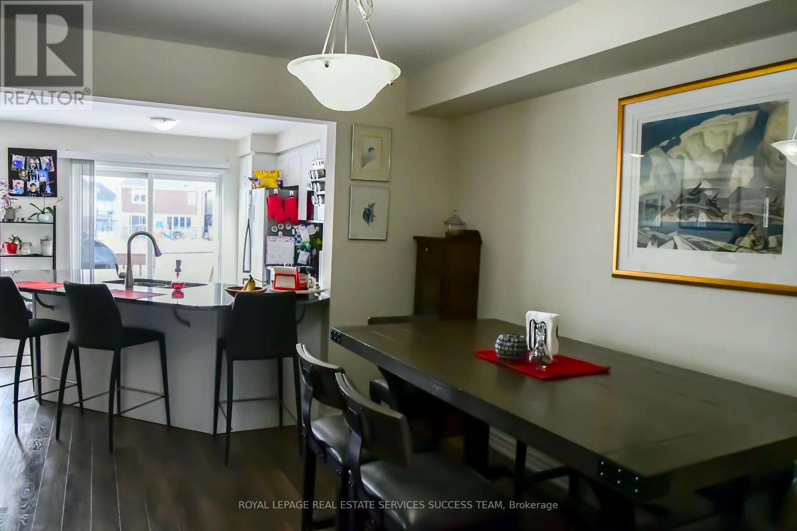 230 Waterbrook Lane, Kitchener, Ontario  N2R 0H7 - Photo 6 - X12590340