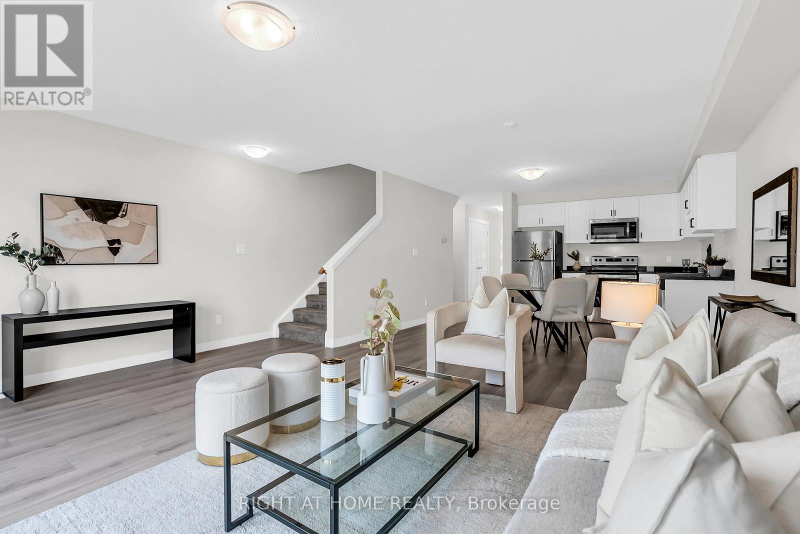 34 Wilkinson Avenue, Cambridge, Ontario  N1S 0E2 - Photo 12 - X12590366