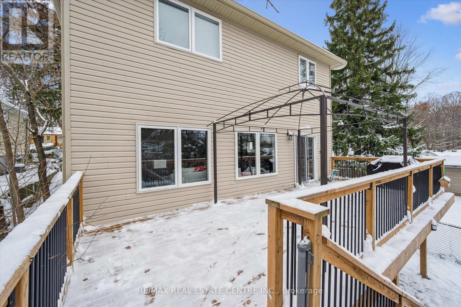 16 Edward Street, Cambridge, Ontario  N3C 1J7 - Photo 23 - X12590370