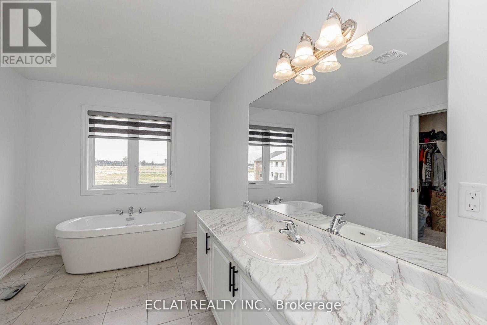 329 Russell Street, Southgate, Ontario  N0C 1B0 - Photo 29 - X12590458