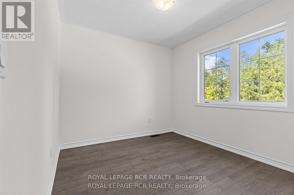 152 Winters Way, Shelburne, Ontario  L9V 2E7 - Photo 11 - X12590534