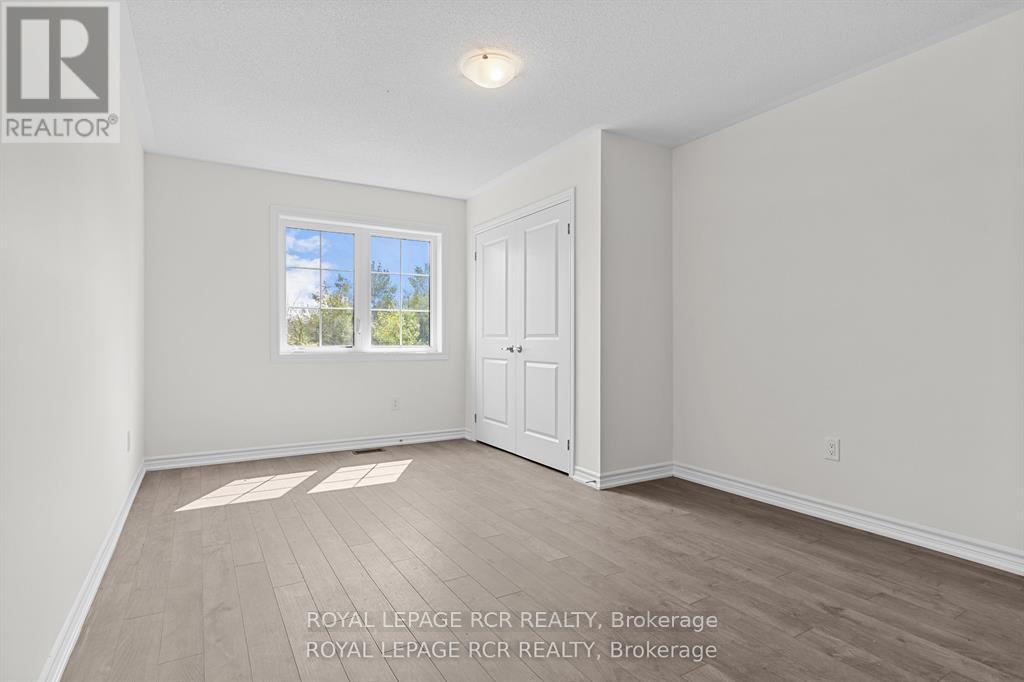 152 Winters Way, Shelburne, Ontario  L9V 2E7 - Photo 9 - X12590534