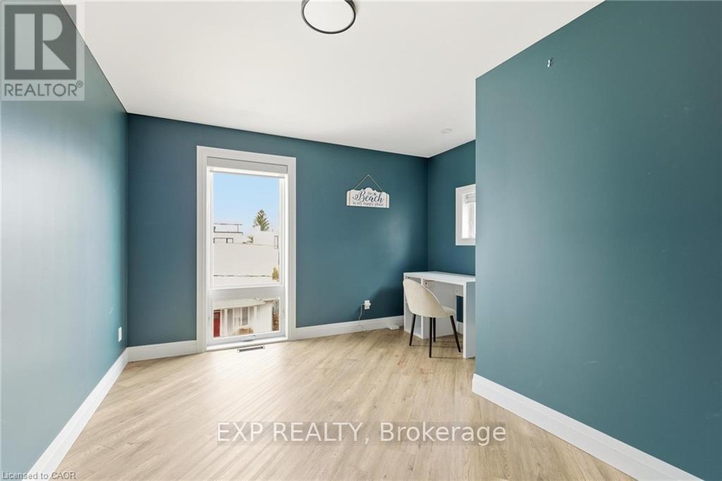 26 Huron Street, Lambton Shores, Ontario  N0M 1T0 - Photo 25 - X12590536