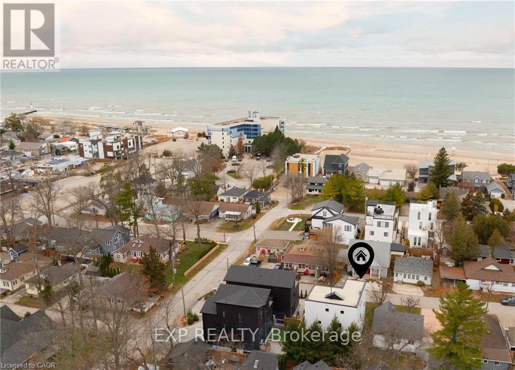26 Huron Street, Lambton Shores, Ontario  N0M 1T0 - Photo 34 - X12590536