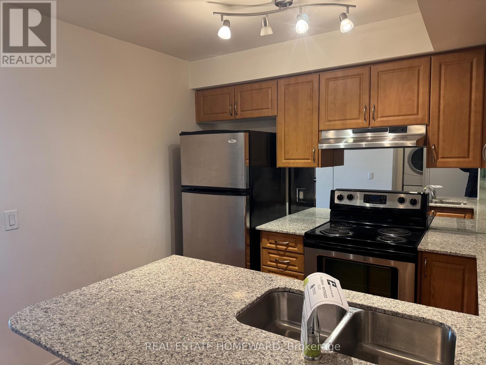 621 - 60 Fairfax Crescent, Toronto, Ontario  M1L 0E1 - Photo 3 - E12588262