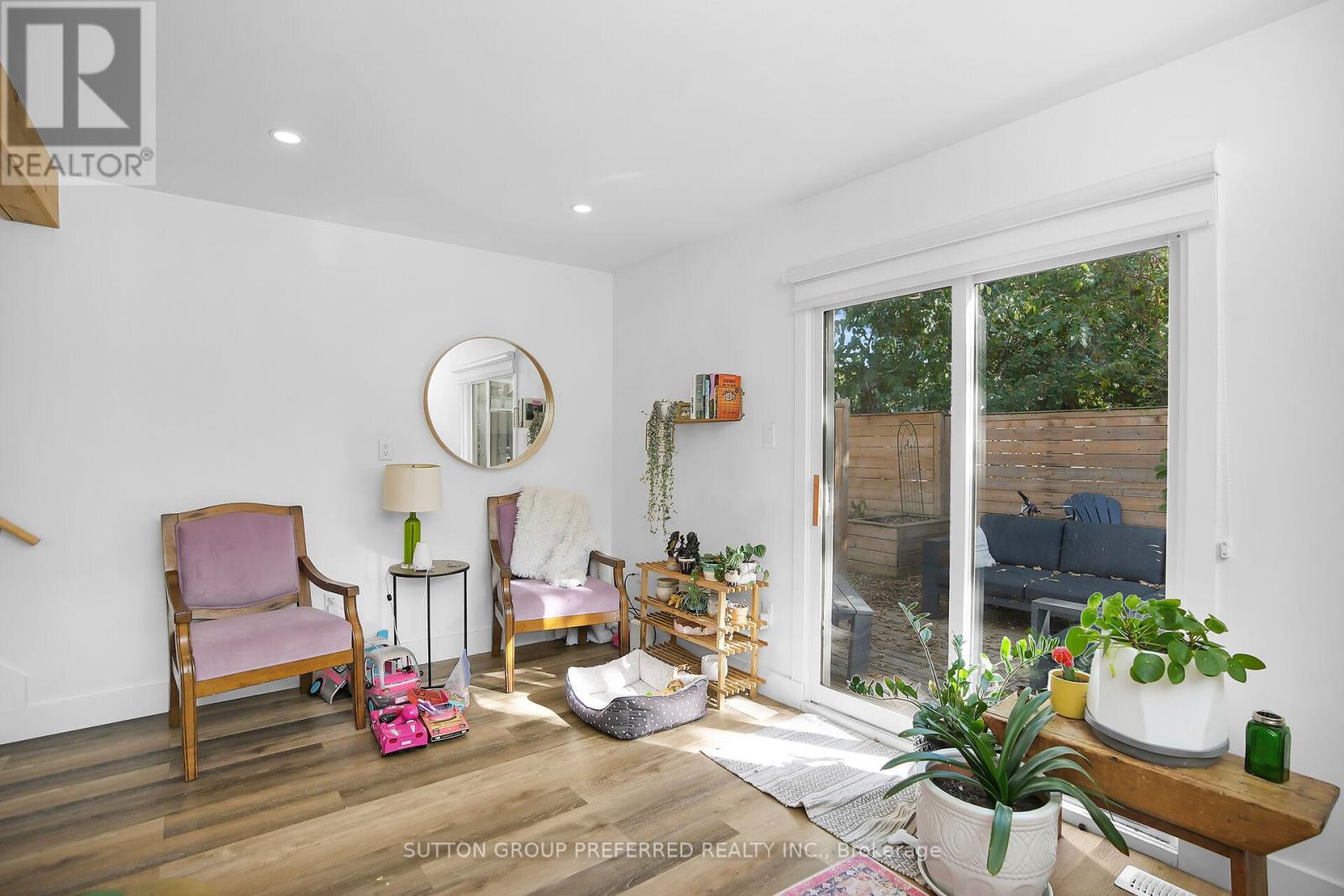 4 - 561 Princess Avenue, London East (East F), Ontario  N6B 2C1 - Photo 11 - X12589166