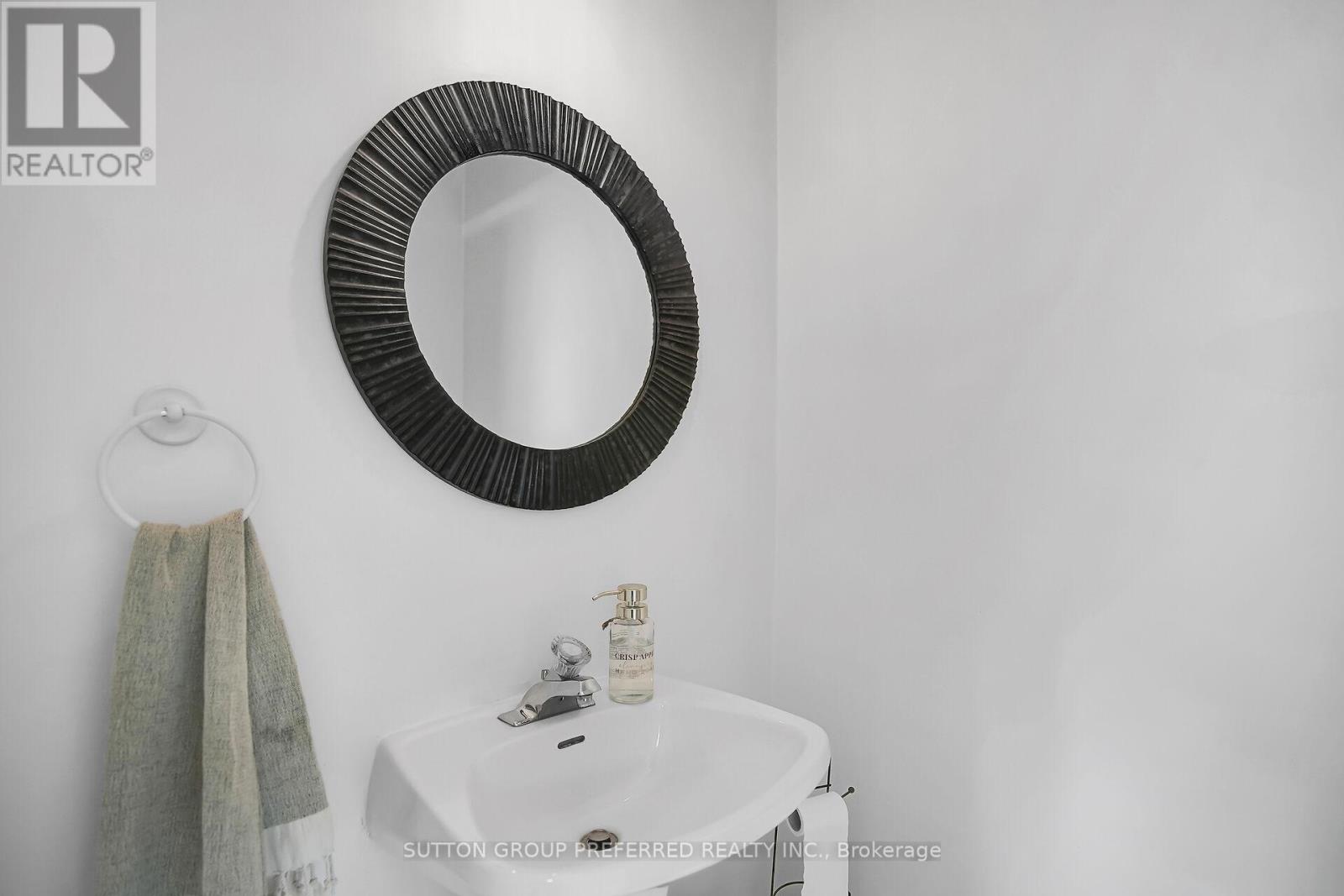 4 - 561 Princess Avenue, London East (East F), Ontario  N6B 2C1 - Photo 6 - X12589166