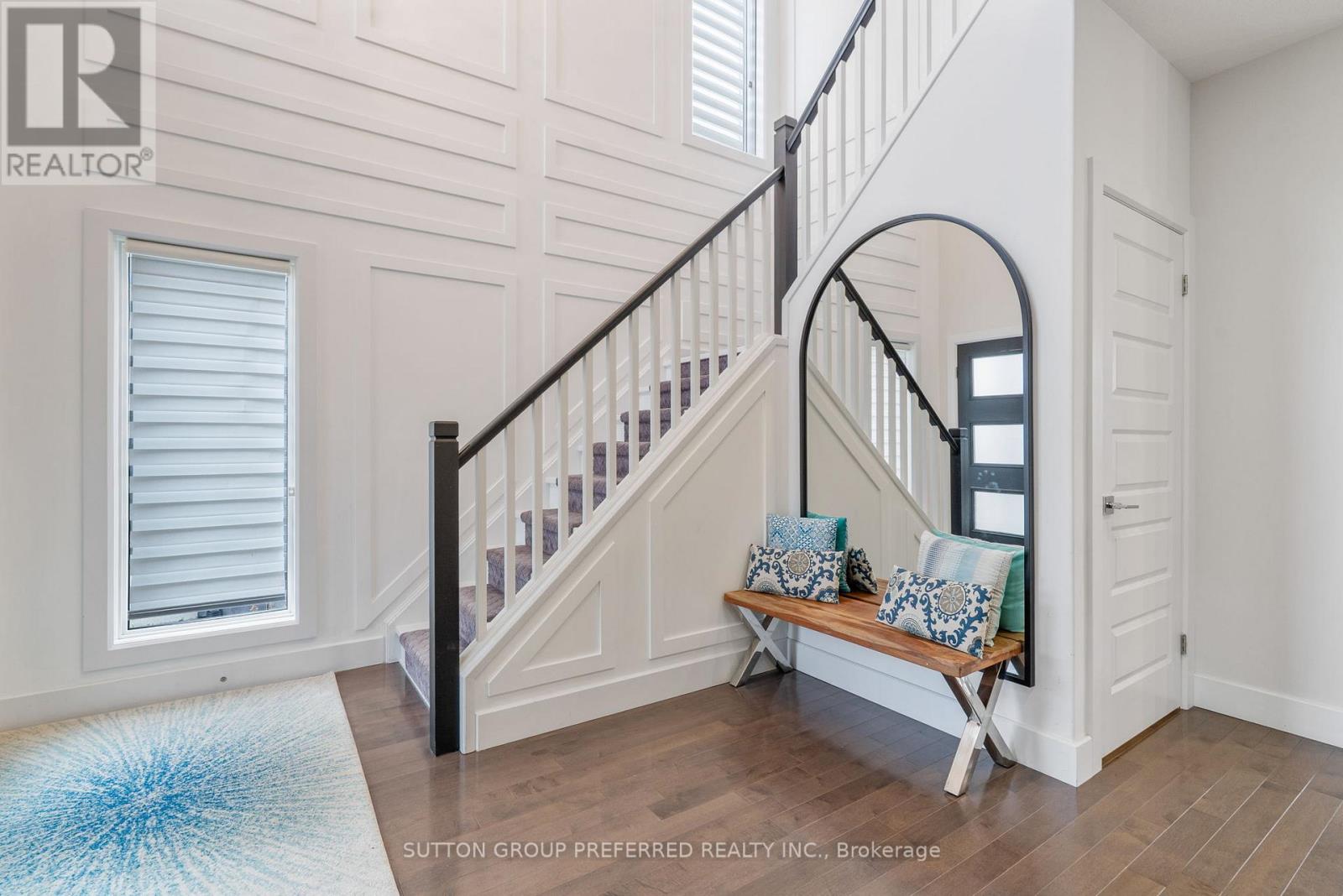 2058 Wateroak Drive, London North (North S), Ontario  N6G 0P9 - Photo 3 - X12589578