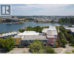417 90 Regatta Landing Victoria West, Victoria, Ca