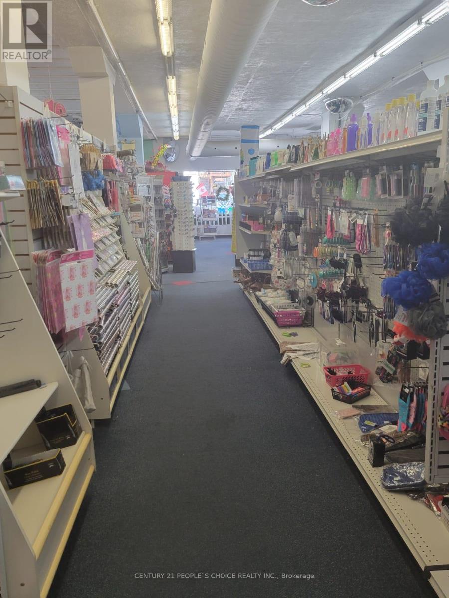 8 Main Street N, Halton Hills, Ontario  L7J 1W1 - Photo 6 - W12390034