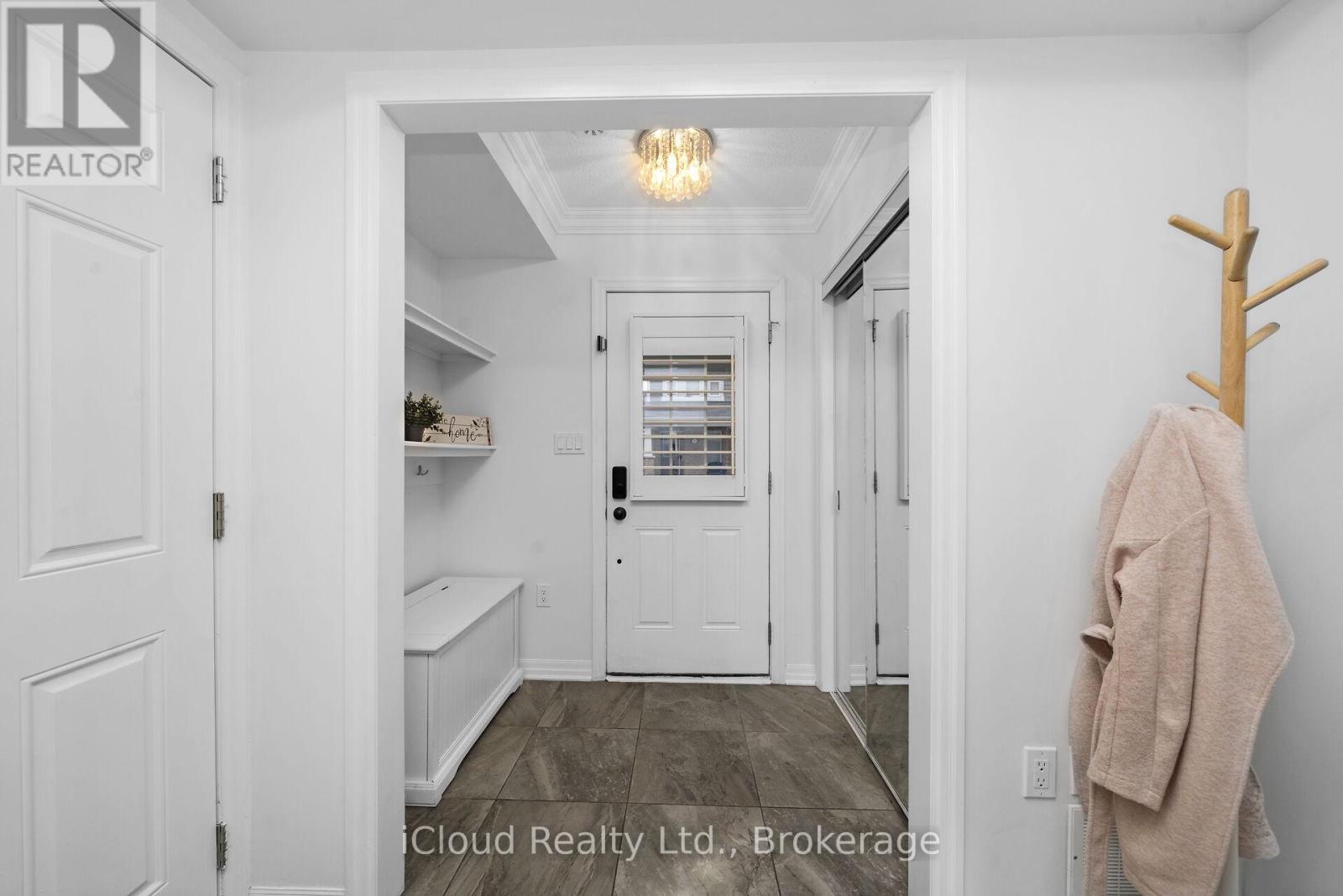 142 - 1000 Asleton Boulevard, Milton, Ontario  L9T 9L2 - Photo 3 - W12497890