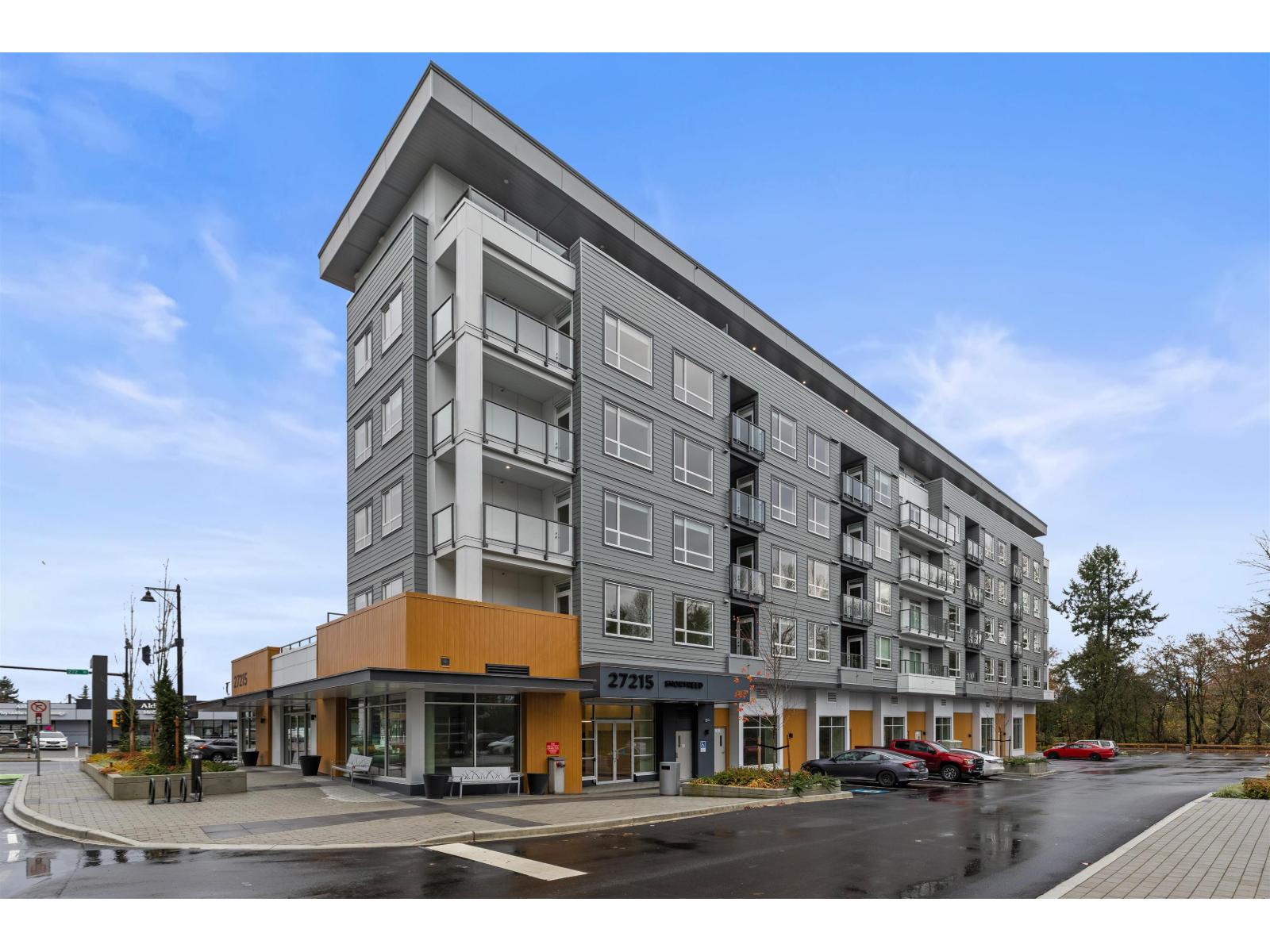 308 27215 Aldergrove Town Centre Drive, Langley, British Columbia  V4W 0E3 - Photo 3 - R3070644