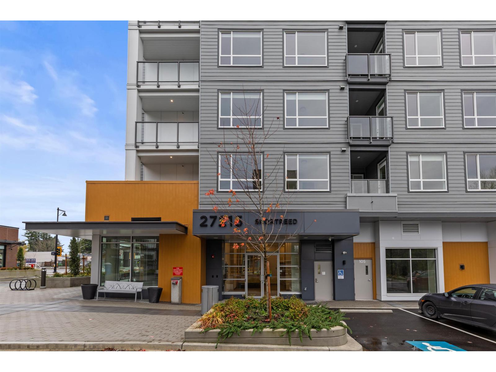 308 27215 Aldergrove Town Centre Drive, Langley, British Columbia  V4W 0E3 - Photo 1 - R3070644