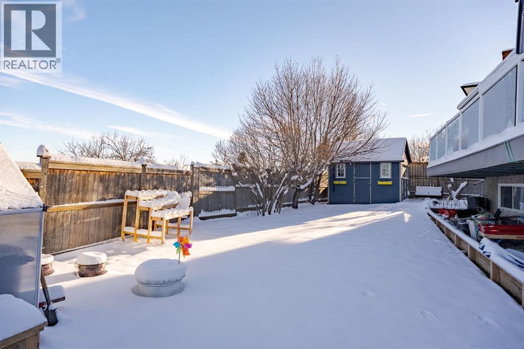 84 Thornaby Crescent Nw, Calgary, Alberta  T2K 5K6 - Photo 38 - A2272941