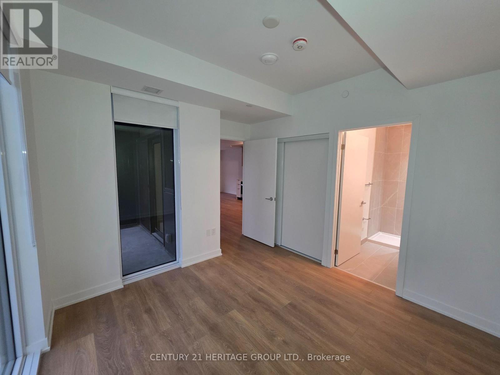 702 - 1037 The Queensway, Toronto, Ontario M8Z 6C7 - Photo 27 - W12587552