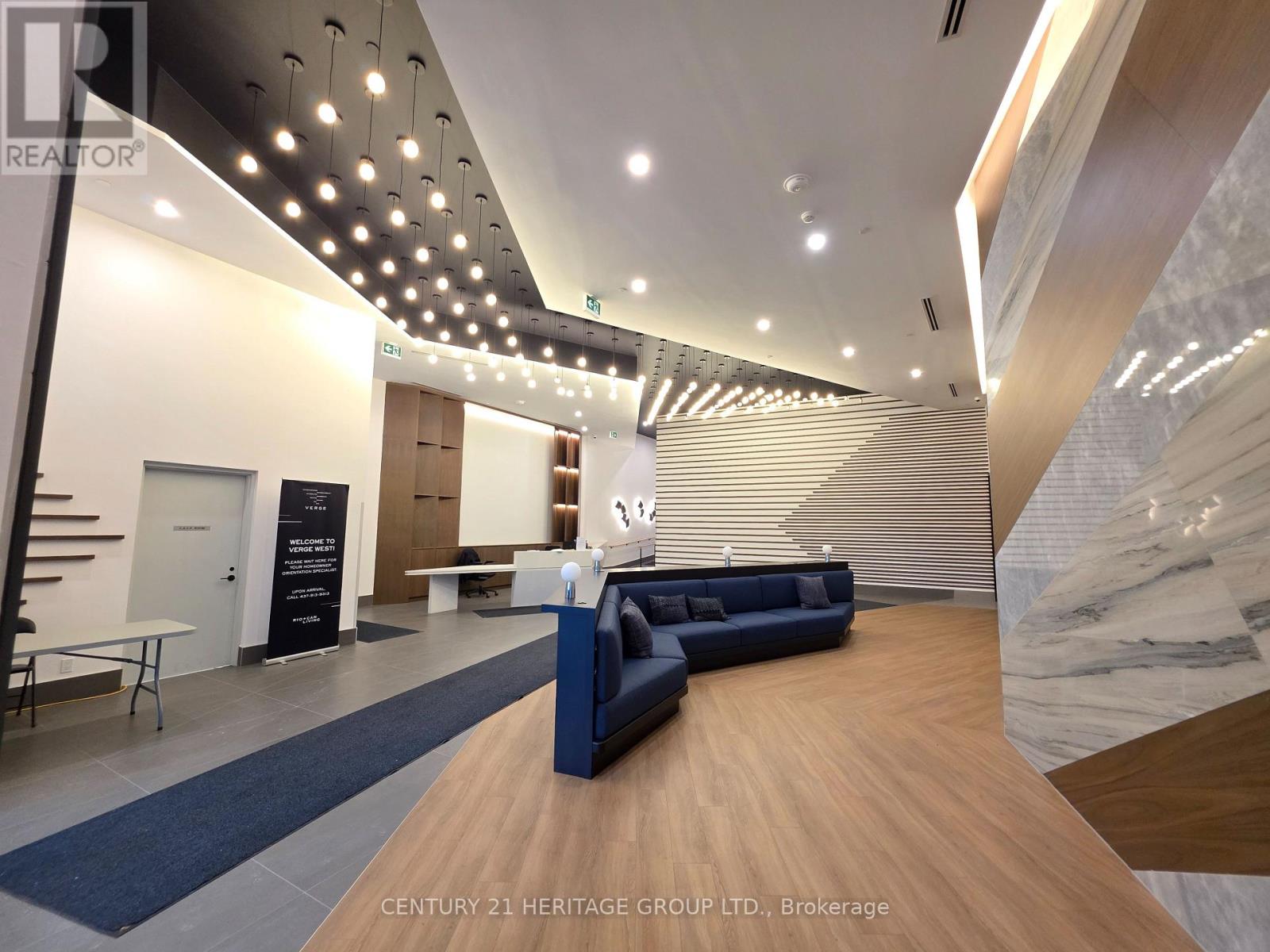 702 - 1037 The Queensway, Toronto, Ontario M8Z 6C7 - Photo 10 - W12587552