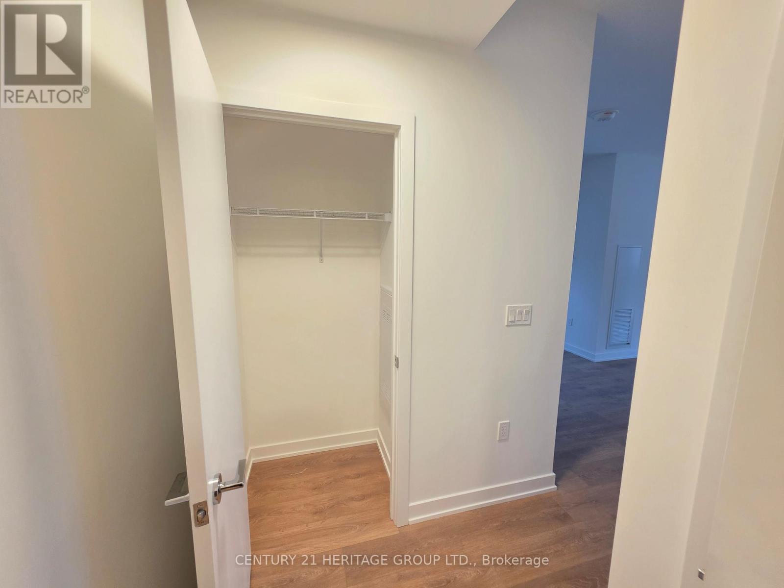 702 - 1037 The Queensway, Toronto, Ontario M8Z 6C7 - Photo 28 - W12587552