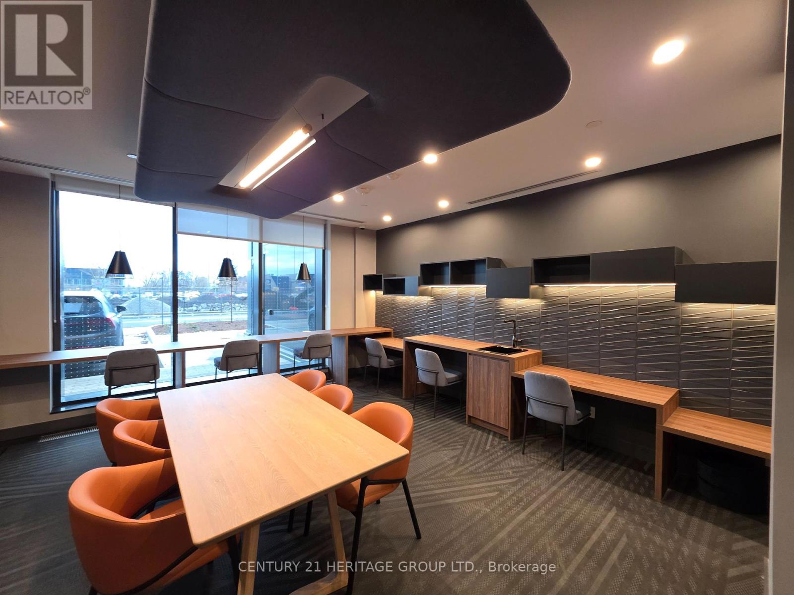 702 - 1037 The Queensway, Toronto, Ontario M8Z 6C7 - Photo 42 - W12587552