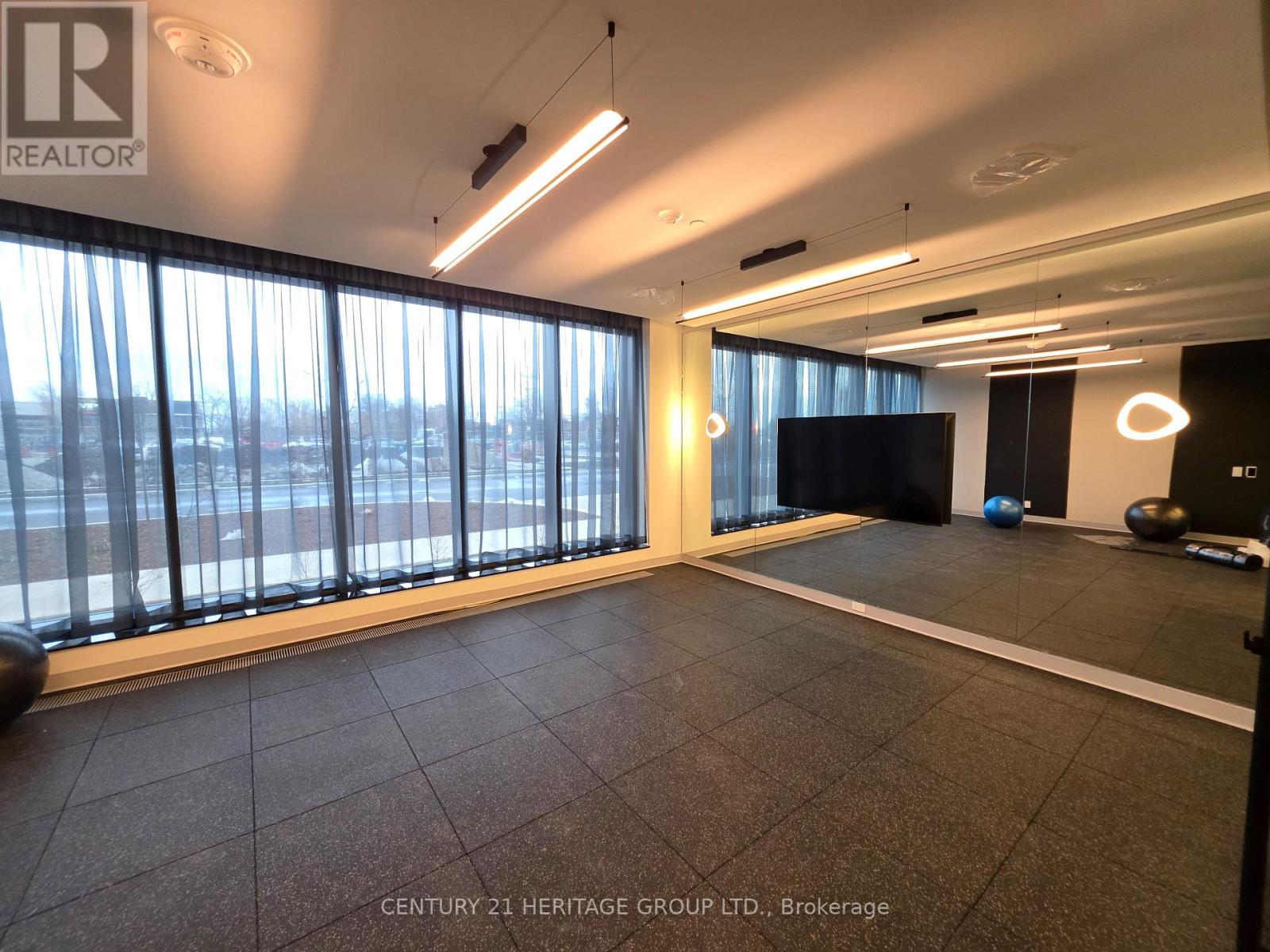 702 - 1037 The Queensway, Toronto, Ontario M8Z 6C7 - Photo 48 - W12587552