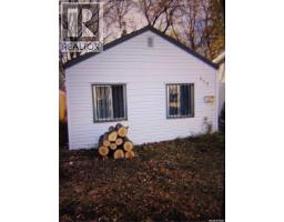 417 F AVENUE S Riversdale