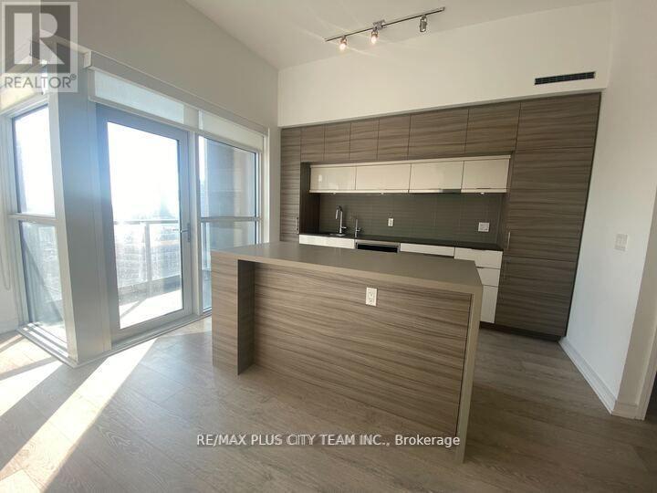 1908 - 88 Scott Street, Toronto, Ontario  M5E 0A9 - Photo 5 - C12590634