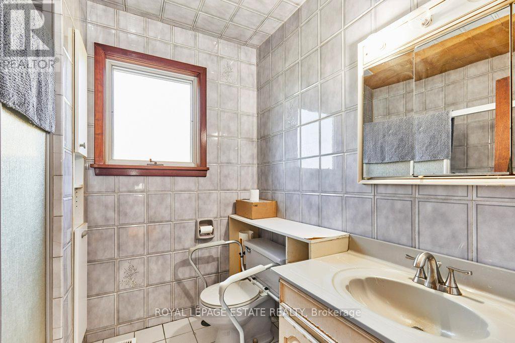 121 Galloway Road, Toronto, Ontario  M1E 1W9 - Photo 19 - E12590652