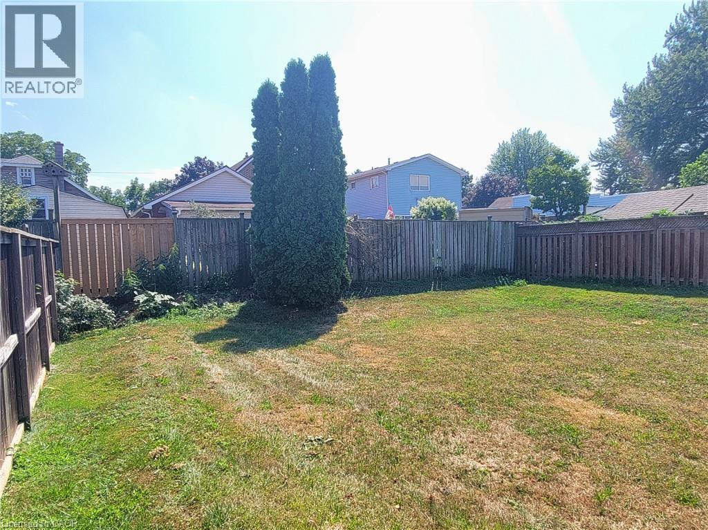 6554 Harper Drive, Niagara Falls, Ontario  L2E 7K6 - Photo 10 - 40791559