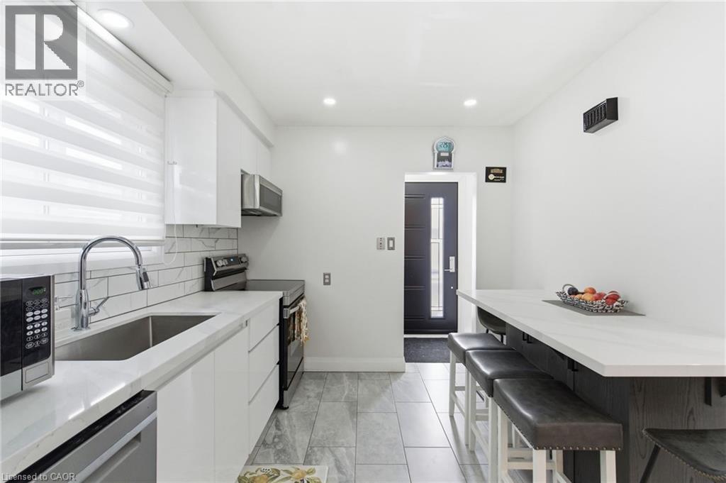 18 Ferrie Street W, Hamilton, Ontario  L8L 1C5 - Photo 6 - 40791519