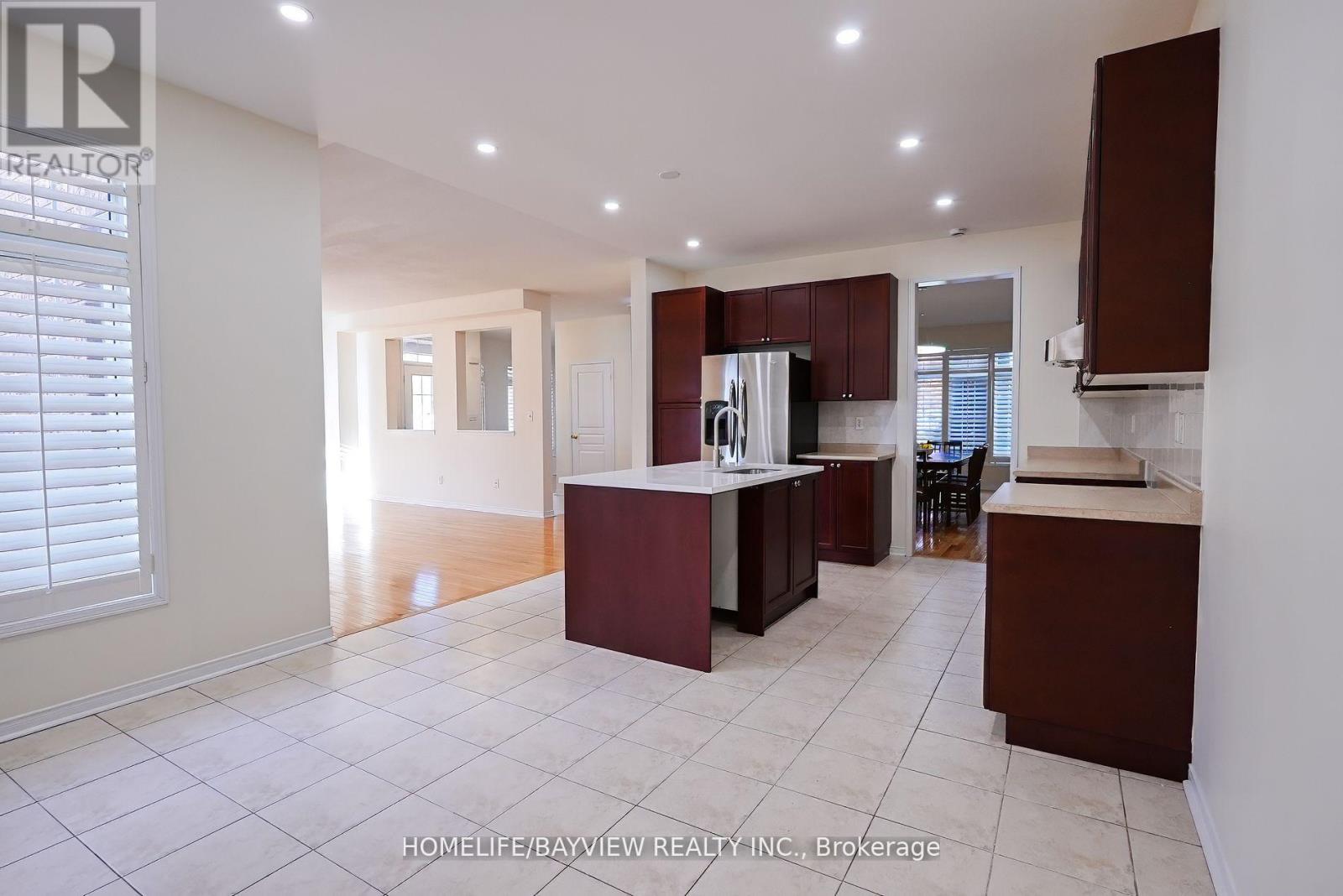 2 Hikers Lane, Markham, Ontario  L6B 0K3 - Photo 16 - N12590566