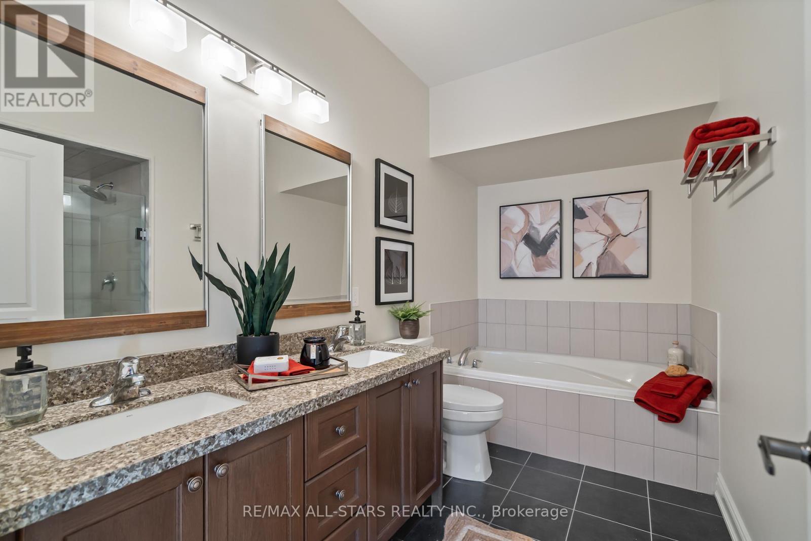 7 Os James Hunt Court, Uxbridge, Ontario  L9P 0E3 - Photo 24 - N12590630