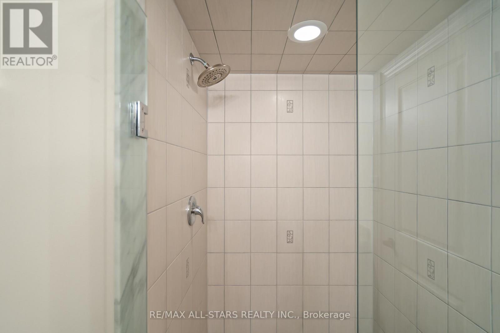 7 Os James Hunt Court, Uxbridge, Ontario  L9P 0E3 - Photo 25 - N12590630