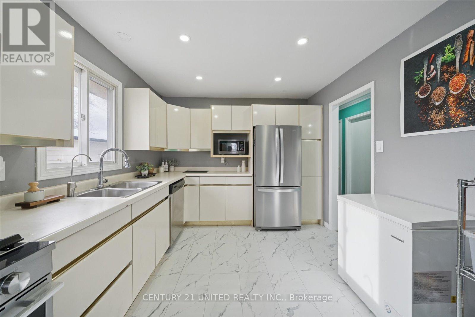 939 Dainard Drive, Peterborough, Ontario  K9K 2A7 - Photo 11 - X12590786