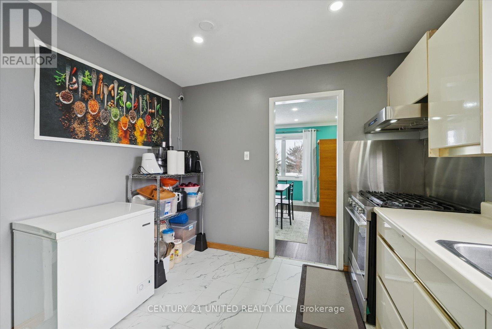 939 Dainard Drive, Peterborough, Ontario  K9K 2A7 - Photo 13 - X12590786