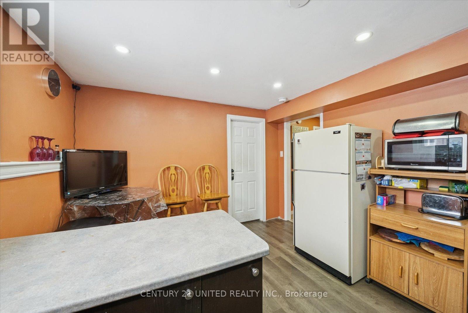 939 Dainard Drive, Peterborough, Ontario  K9K 2A7 - Photo 27 - X12590786