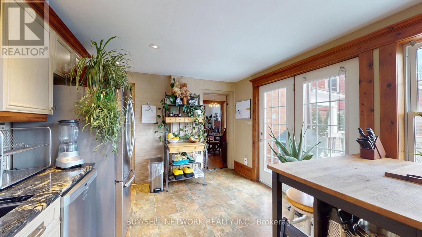 773 Aylmer Street N, Peterborough (Northcrest Ward 5), Ontario  K9H 3X7 - Photo 12 - X12590832