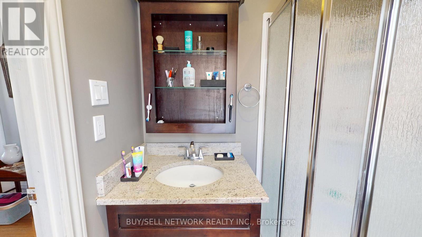 773 Aylmer Street N, Peterborough (Northcrest Ward 5), Ontario  K9H 3X7 - Photo 15 - X12590832