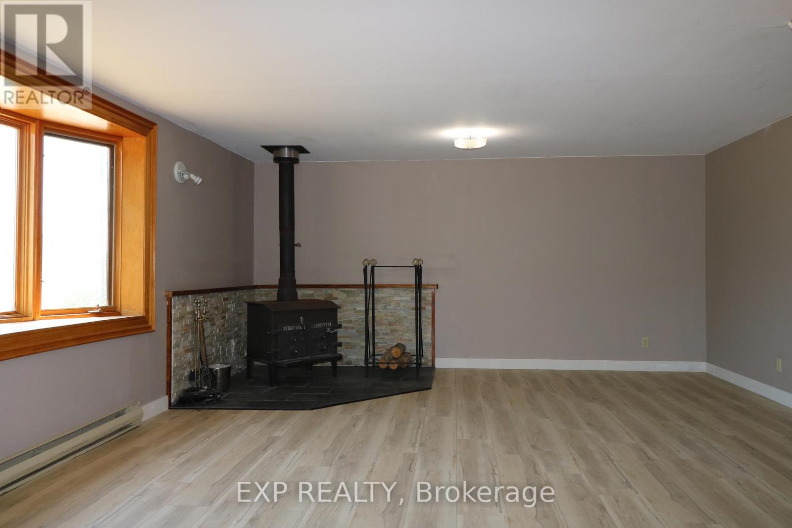 3090 County Rd 10 Road, Prince Edward County, Ontario  K0K 2P0 - Photo 14 - X12590842