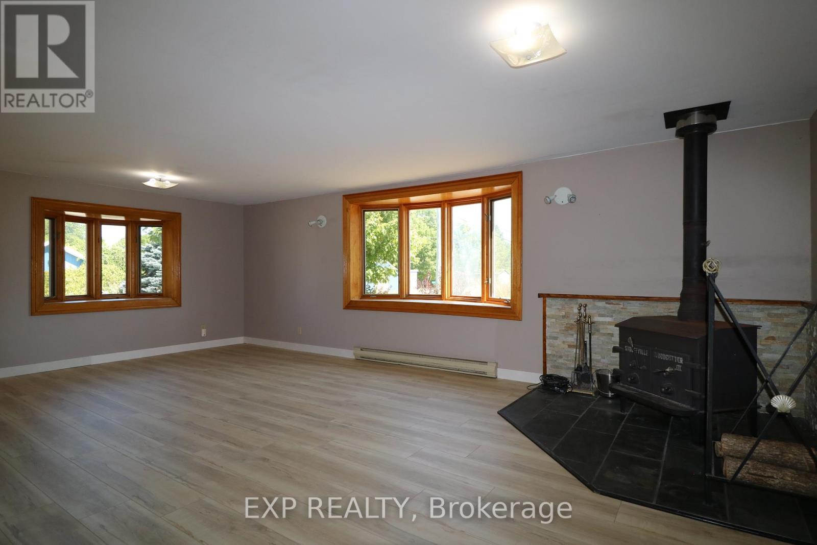 3090 County Rd 10 Road, Prince Edward County, Ontario  K0K 2P0 - Photo 15 - X12590842