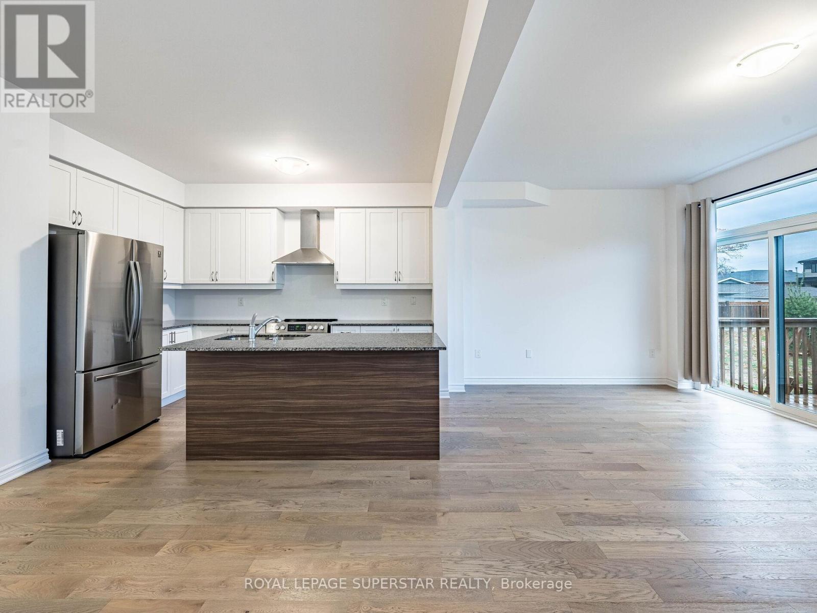 42 Eberhardt Drive, Wasaga Beach, Ontario  L9E 0K6 - Photo 12 - S12590672