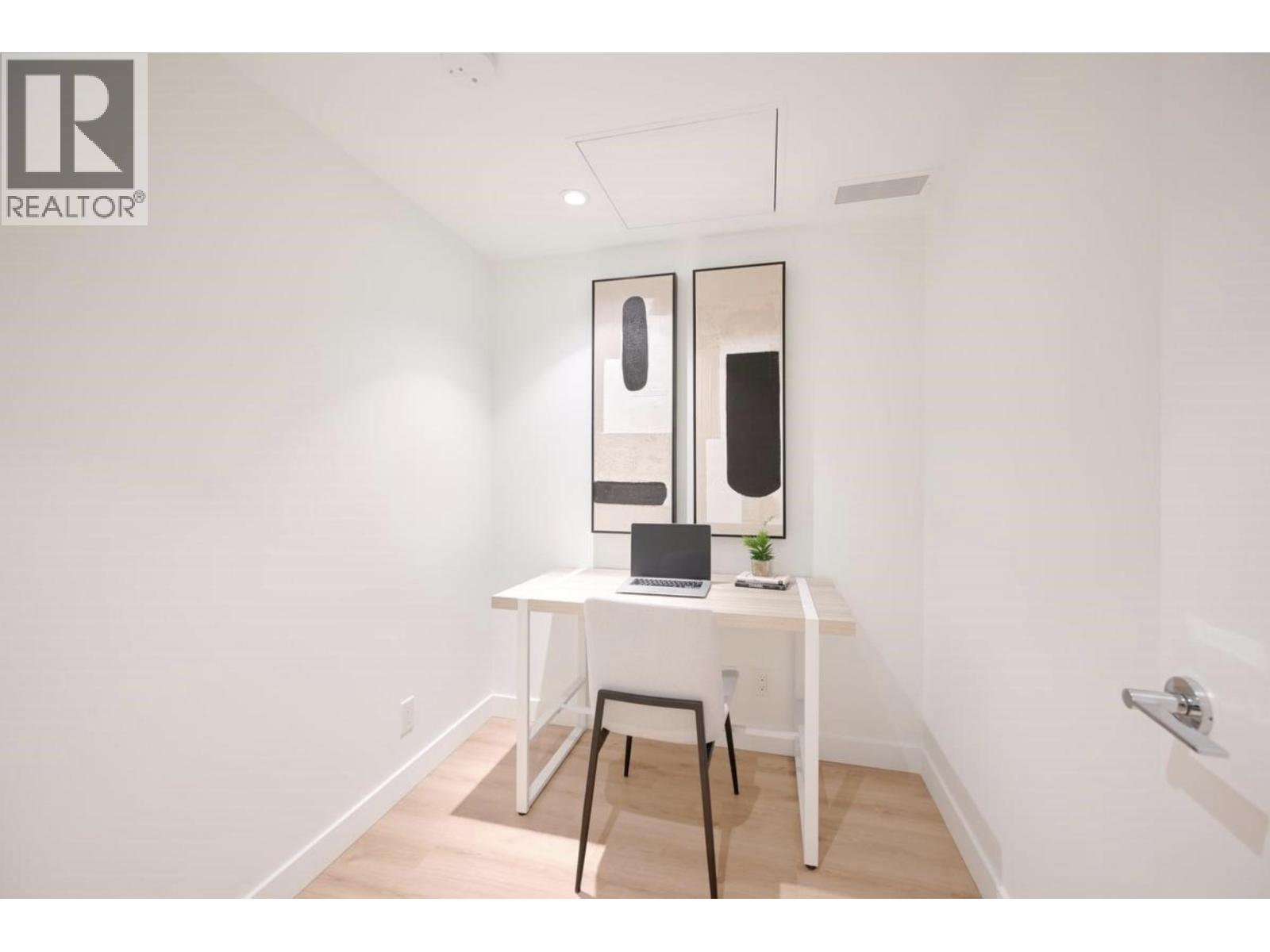 1807 1500 Fern Street, North Vancouver, British Columbia  V7J 0E6 - Photo 26 - R3045444