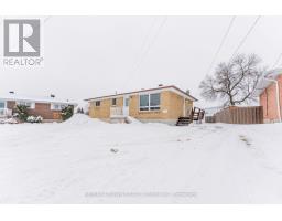 5 BROWN CRESCENT, Kapuskasing, Ontario