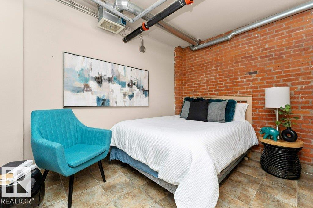 #002 10249 104 St Nw, Edmonton, Alberta T5J 1B1 - Photo 15 - E4467147