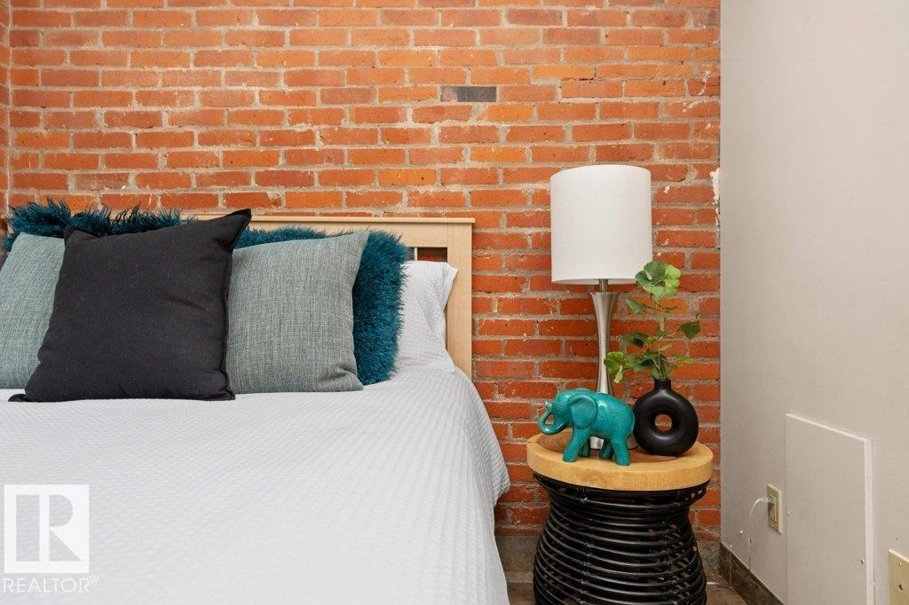 #002 10249 104 St Nw, Edmonton, Alberta T5J 1B1 - Photo 16 - E4467147