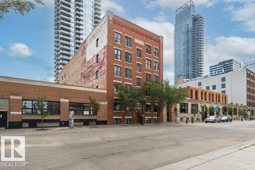 #002 10249 104 St Nw, Edmonton, Alberta T5J 1B1 - Photo 2 - E4467147